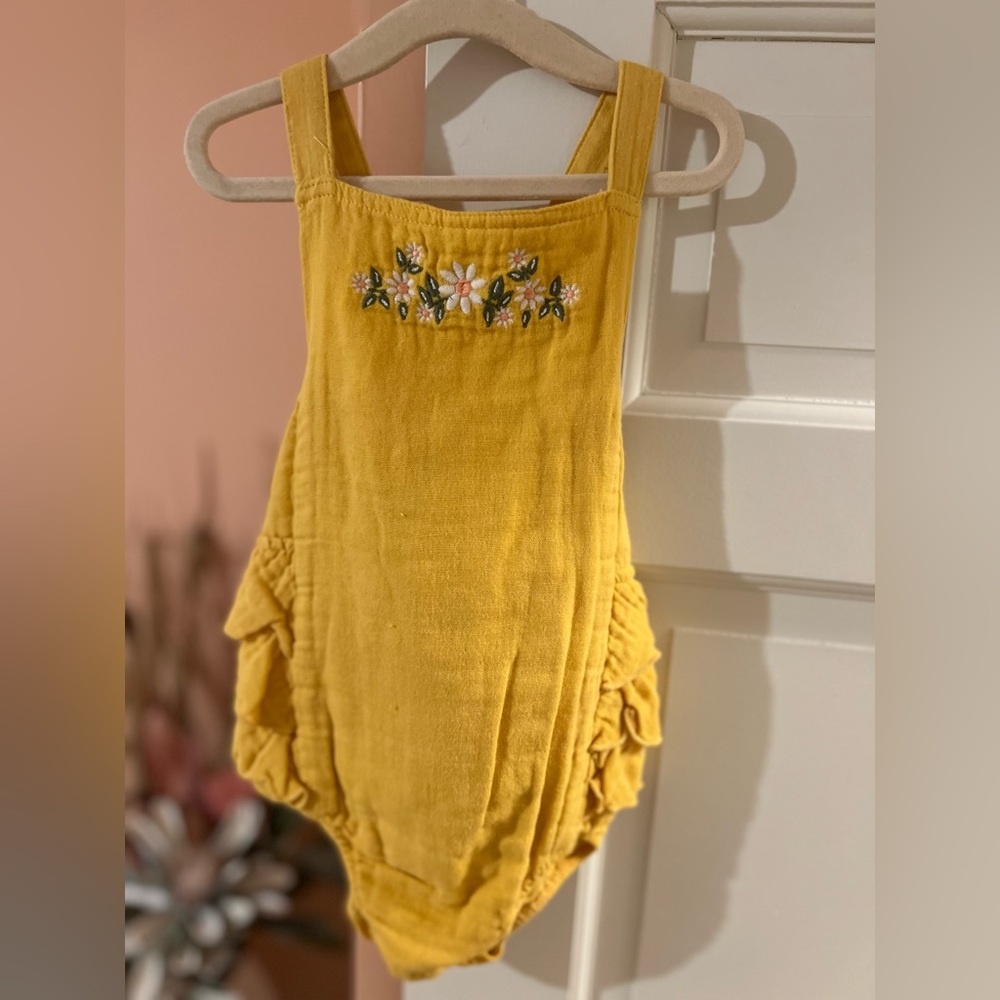Angel Dear Bubble in Honey/Marigold 18-24 month.